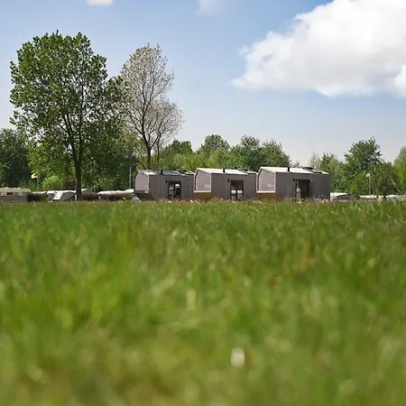 Tiny House Pioneer 1 - Tiny Spot *