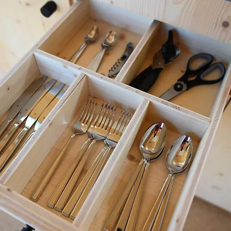 Tiny House Pioneer 1 - Tiny Spot