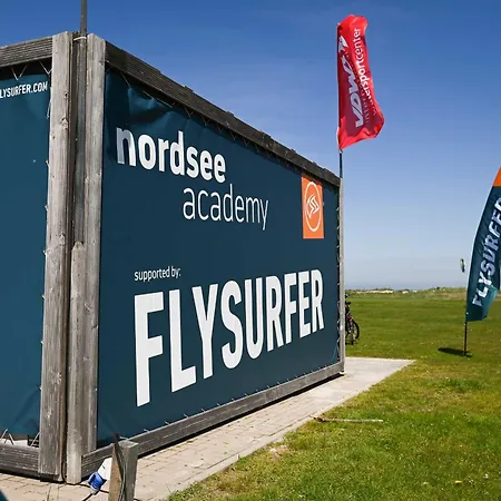 Tiny House Pioneer 1 - Tiny Spot * Schillig