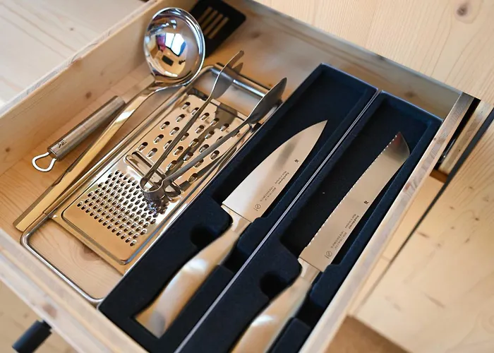 Tiny House Pioneer 1 - Tiny Spot